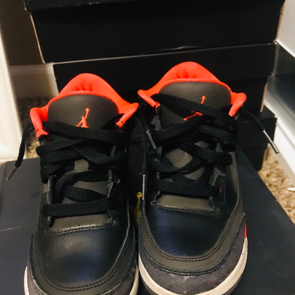 Retro 3 - Picture 2 of 4